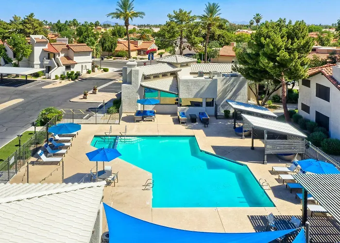 Getaway 2br 2ba Pool Gym King Bed *